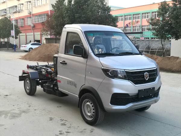 程力威牌CLW5030ZXXSY6型車(chē)廂可卸式垃圾車(chē)